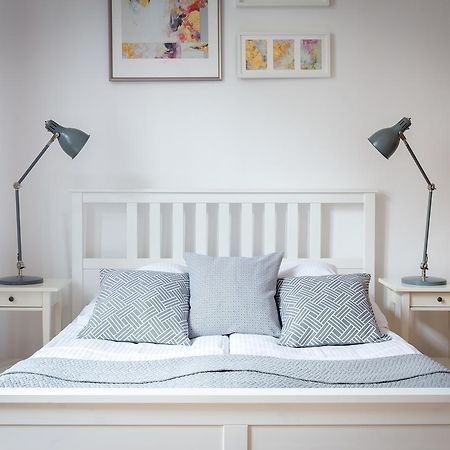 Fragola Budget Apartments & Rooms คราคูฟ ภายนอก รูปภาพ