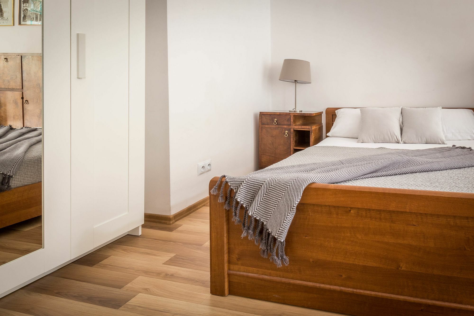 Fragola Budget Apartments & Rooms คราคูฟ ภายนอก รูปภาพ